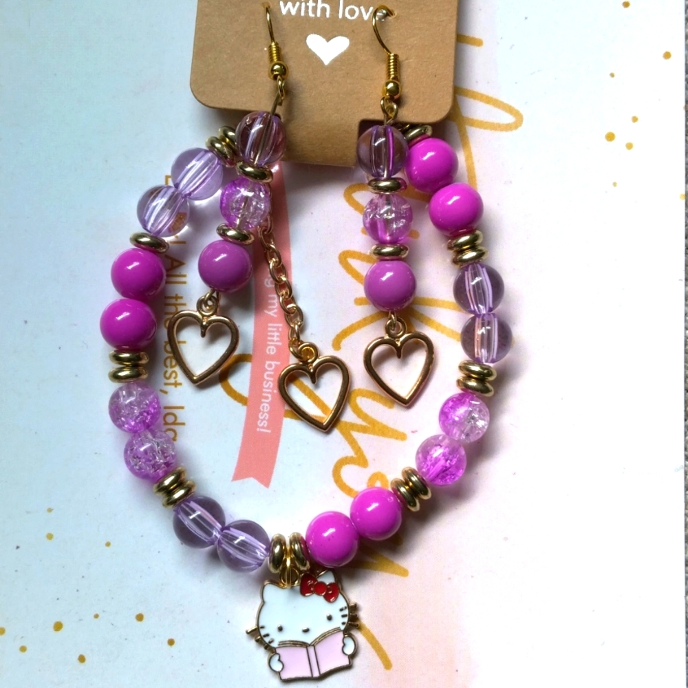 Hello Kitty and friends earrings and bracelet set